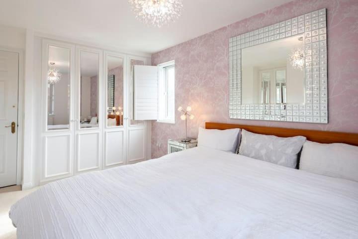 Bienvenue In Newhaven Luxury Superking Or Standard Or Budget Rooms Exterior foto