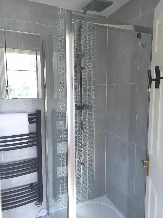 Bienvenue In Newhaven Luxury Superking Or Standard Or Budget Rooms Exterior foto