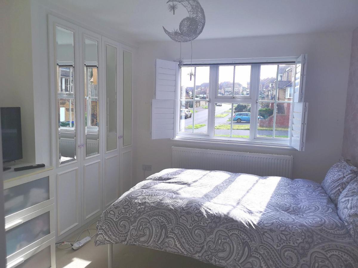 Bienvenue In Newhaven Luxury Superking Or Standard Or Budget Rooms Exterior foto